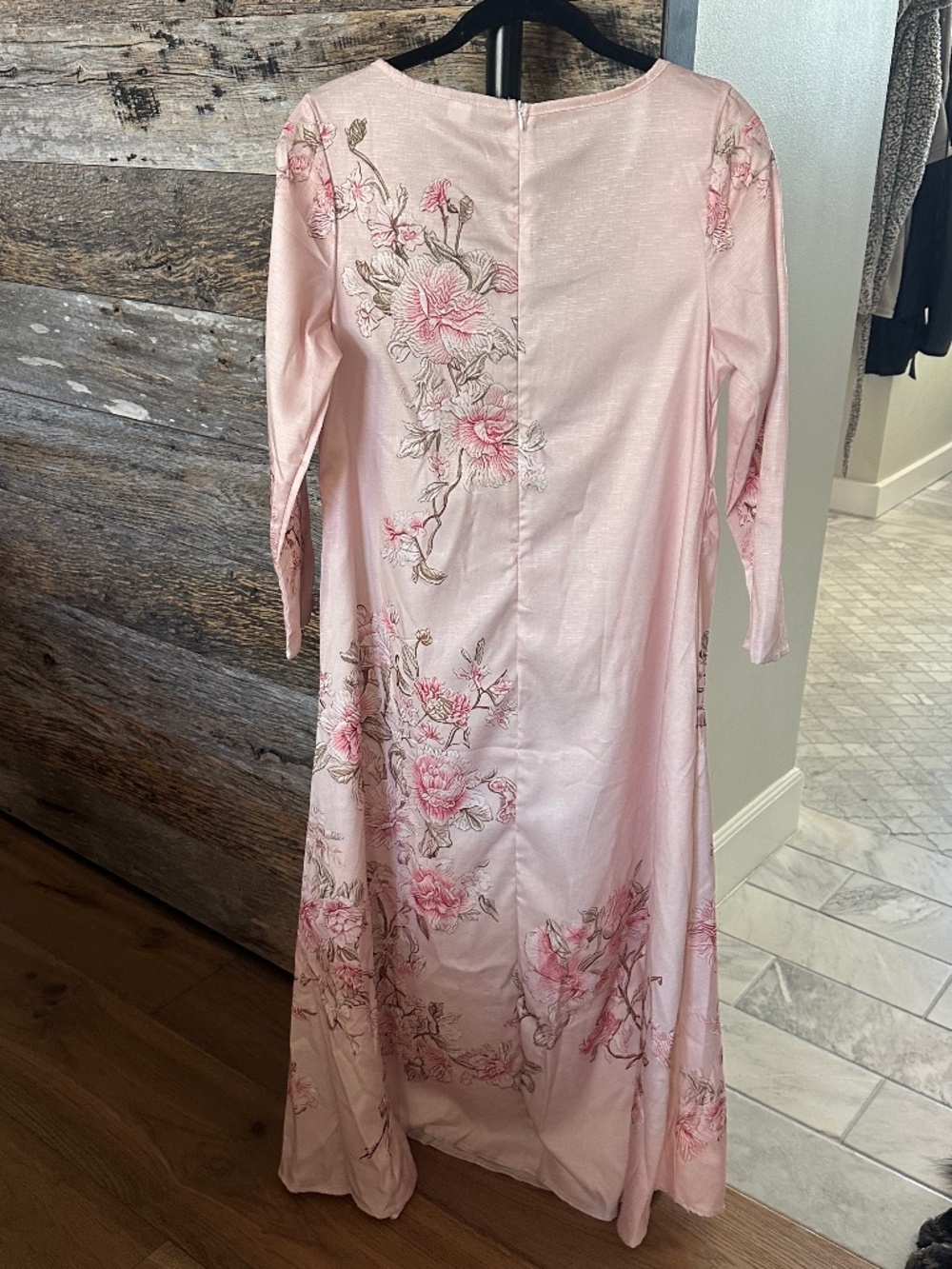 Wrenoin Pink Floral Midi Dress Sz M NWT Scoop Neck Floral Dress - Picture 3 of 16